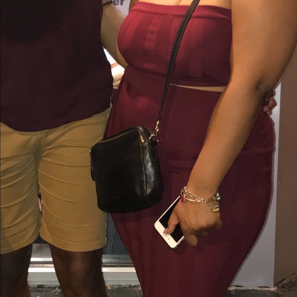 Maroon bandage set - Picture 7 of 8